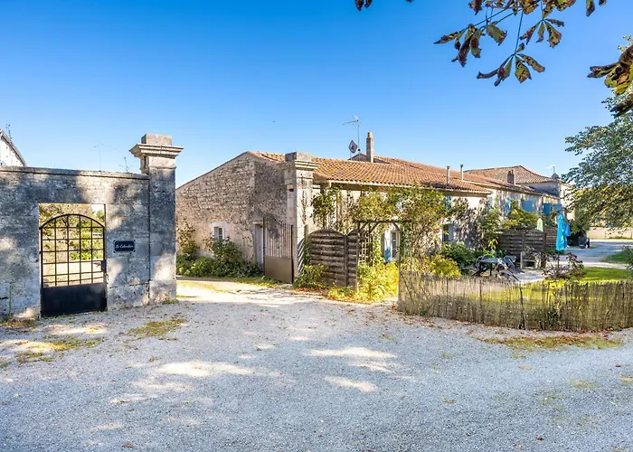 Сasa de vacaciones Le Colombier *